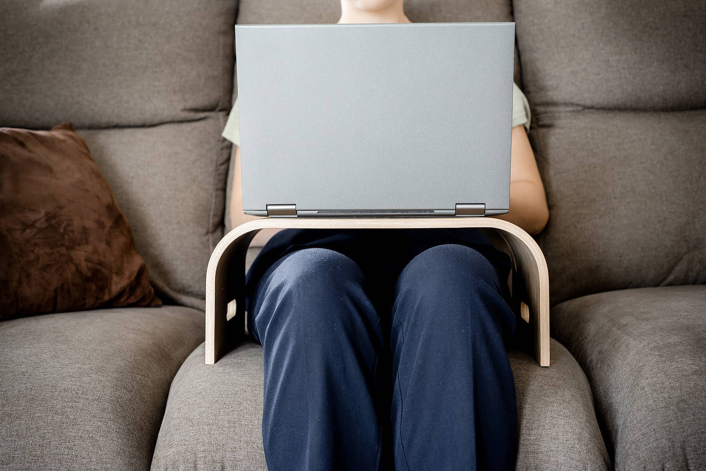 Sohva-alusta kannettavalle