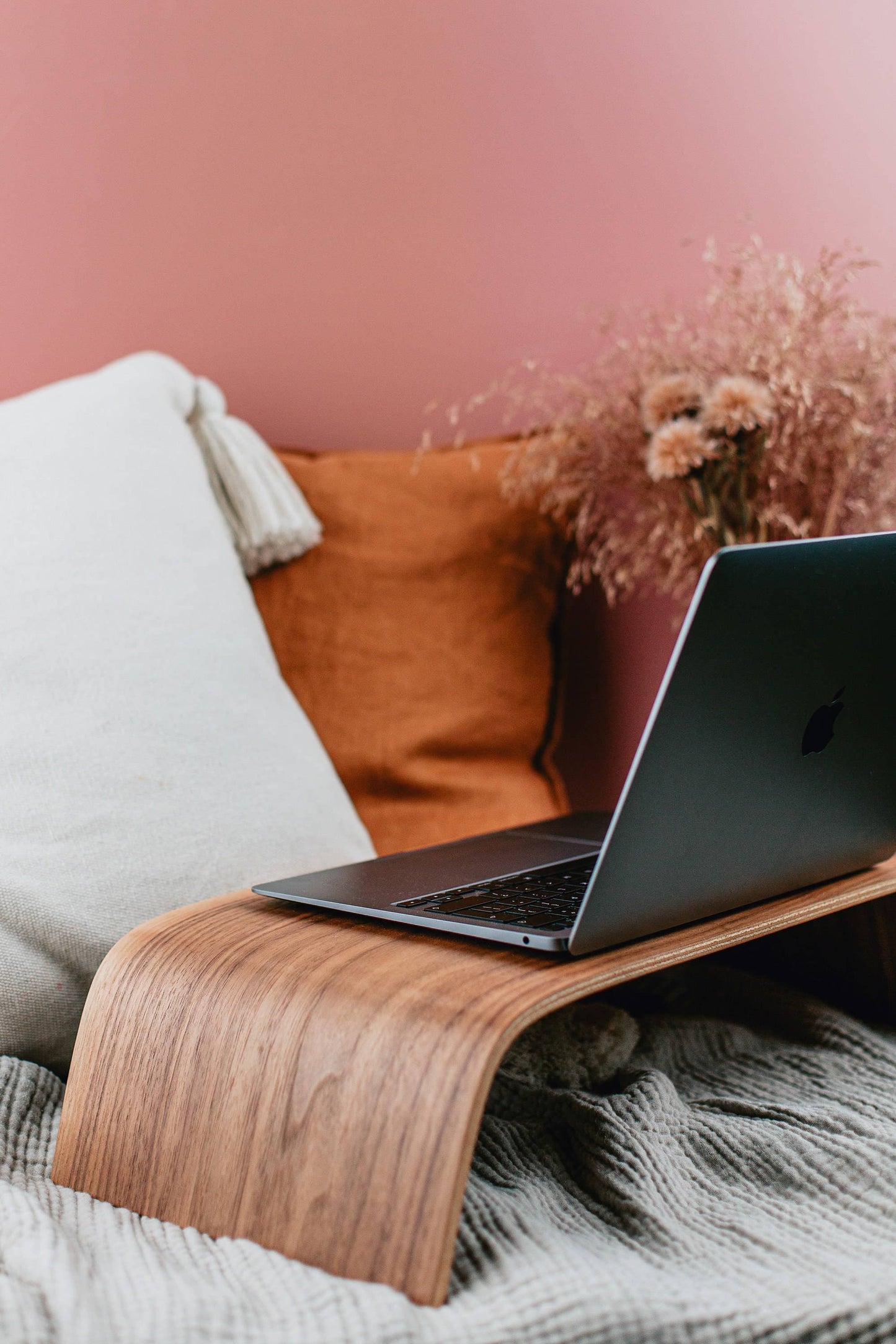 Sohva-alusta kannettavalle